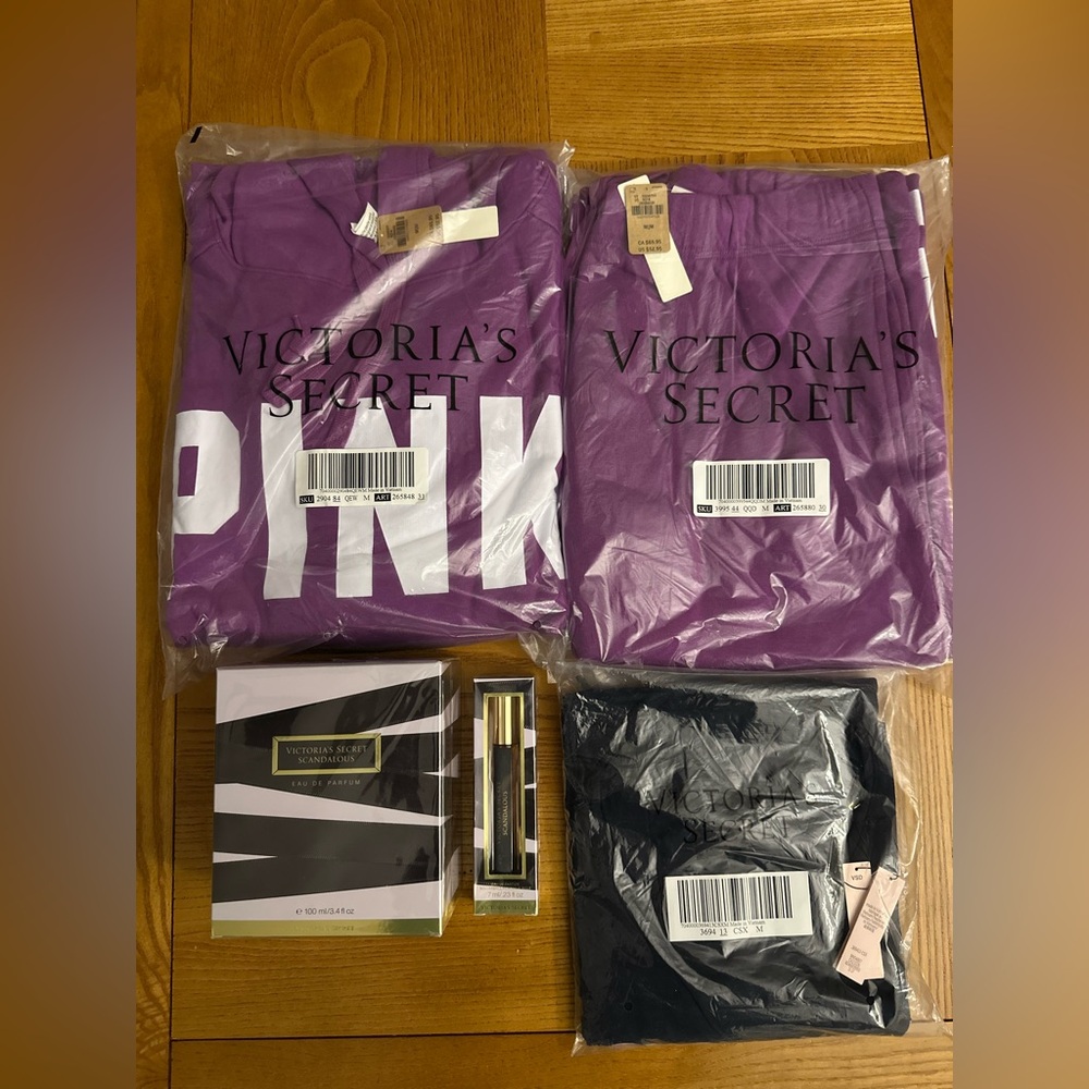 VS BUNDLE Victorias Secret Five Items in Bundle NWT - Picture 14 of 14